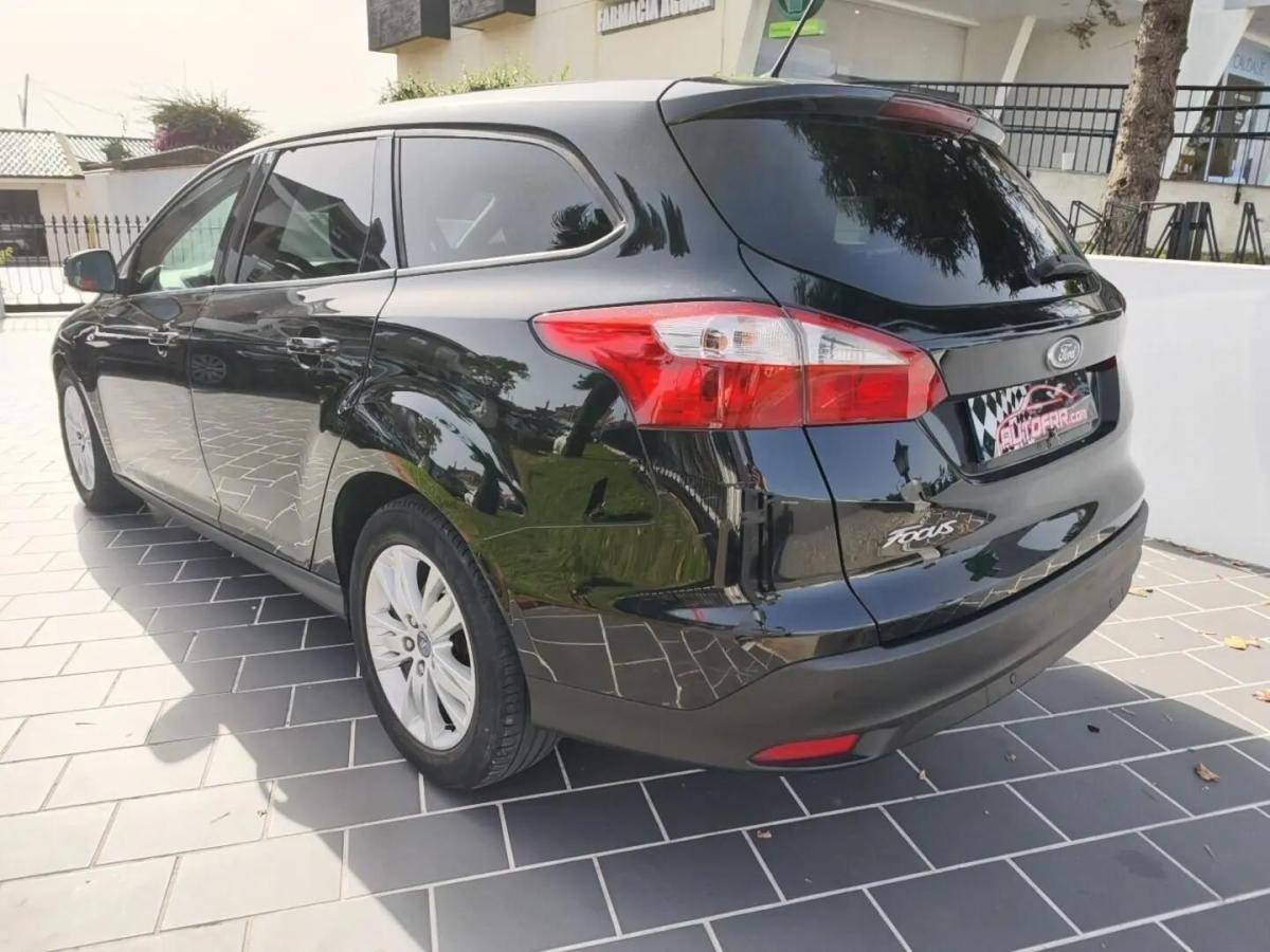 ford-focus-sw-2011-diesel-1560cc