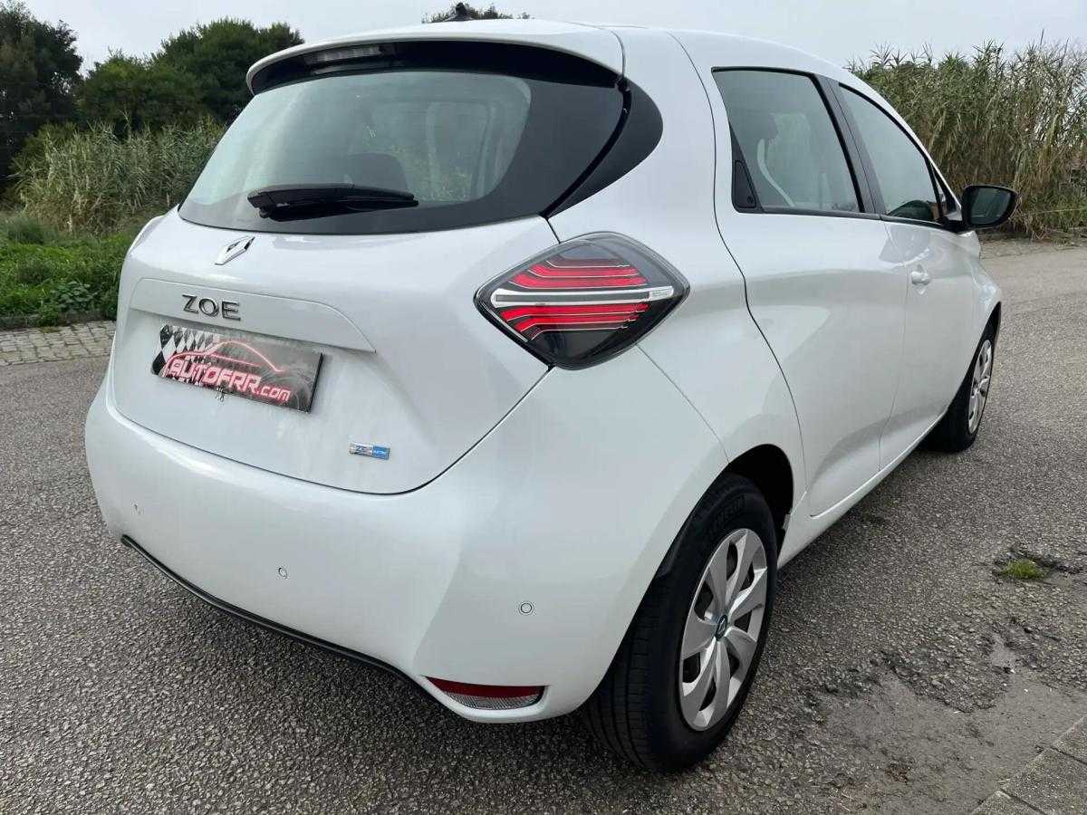 renault-zoe-2021-eletrico-0cc