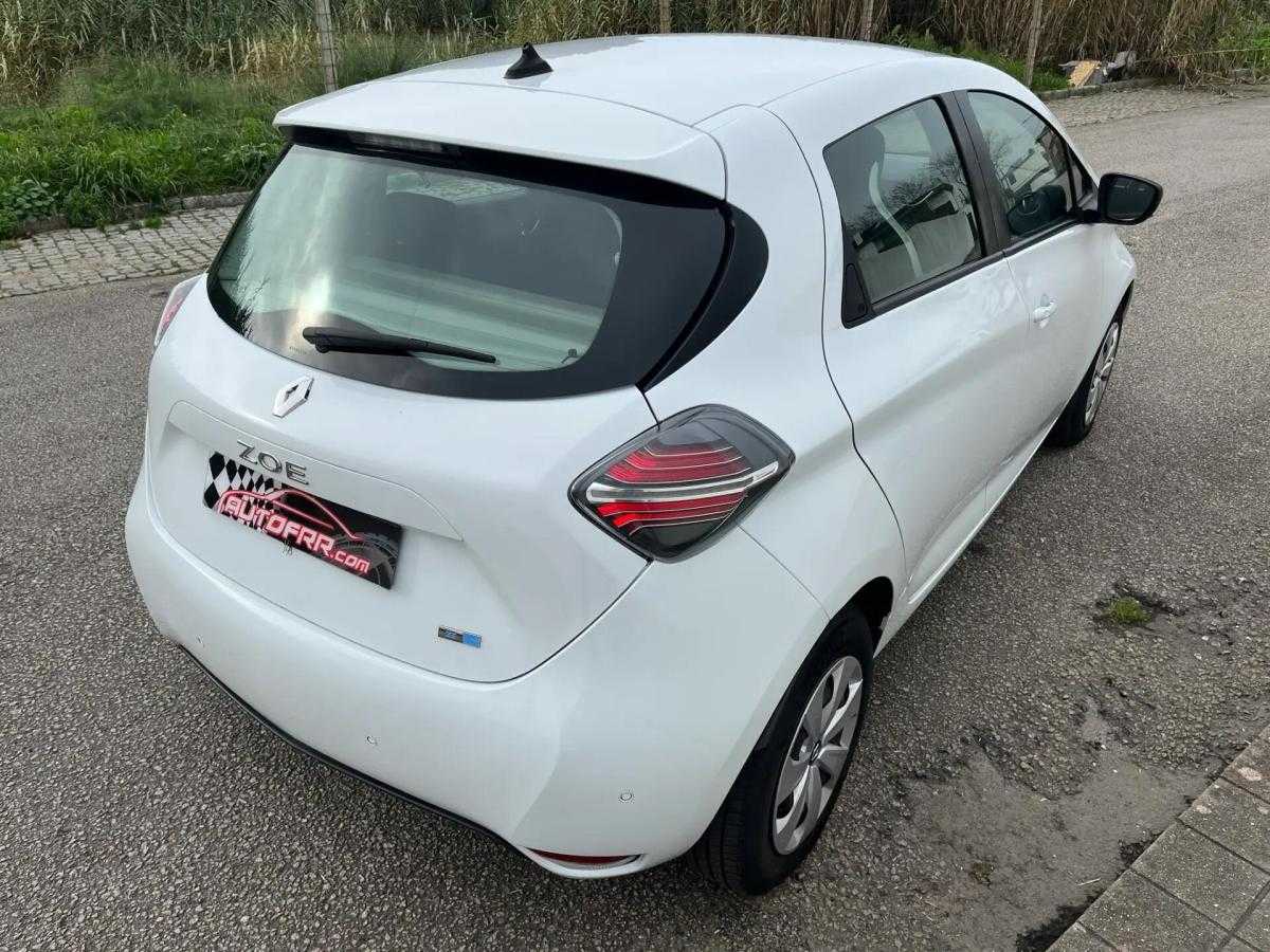 renault-zoe-2021-eletrico-0cc