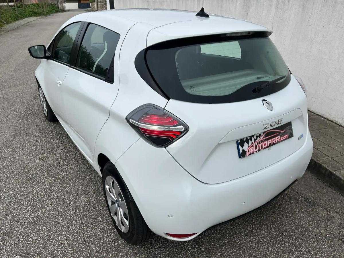 renault-zoe-2021-eletrico-0cc