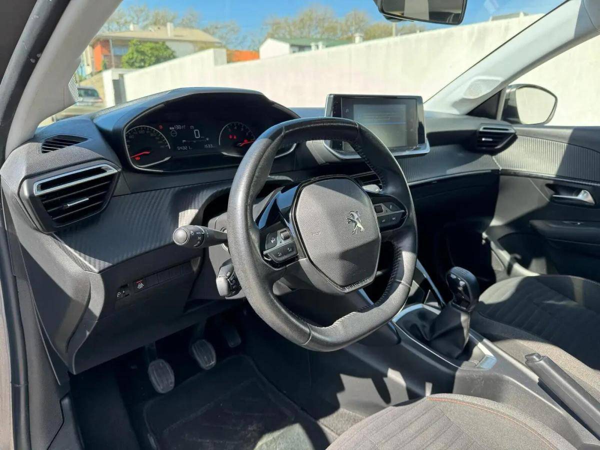 peugeot-208-2021-gasolina-1199cc