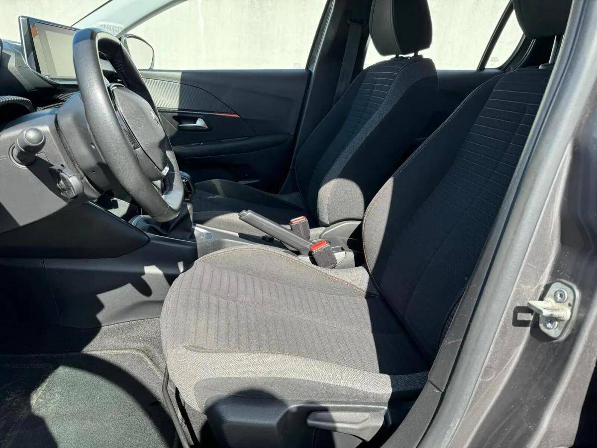 peugeot-208-2021-gasolina-1199cc