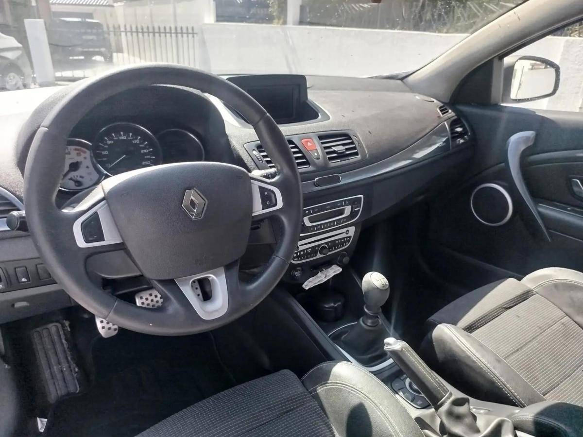 renault-megane-coupe-2013-diesel-1461cc