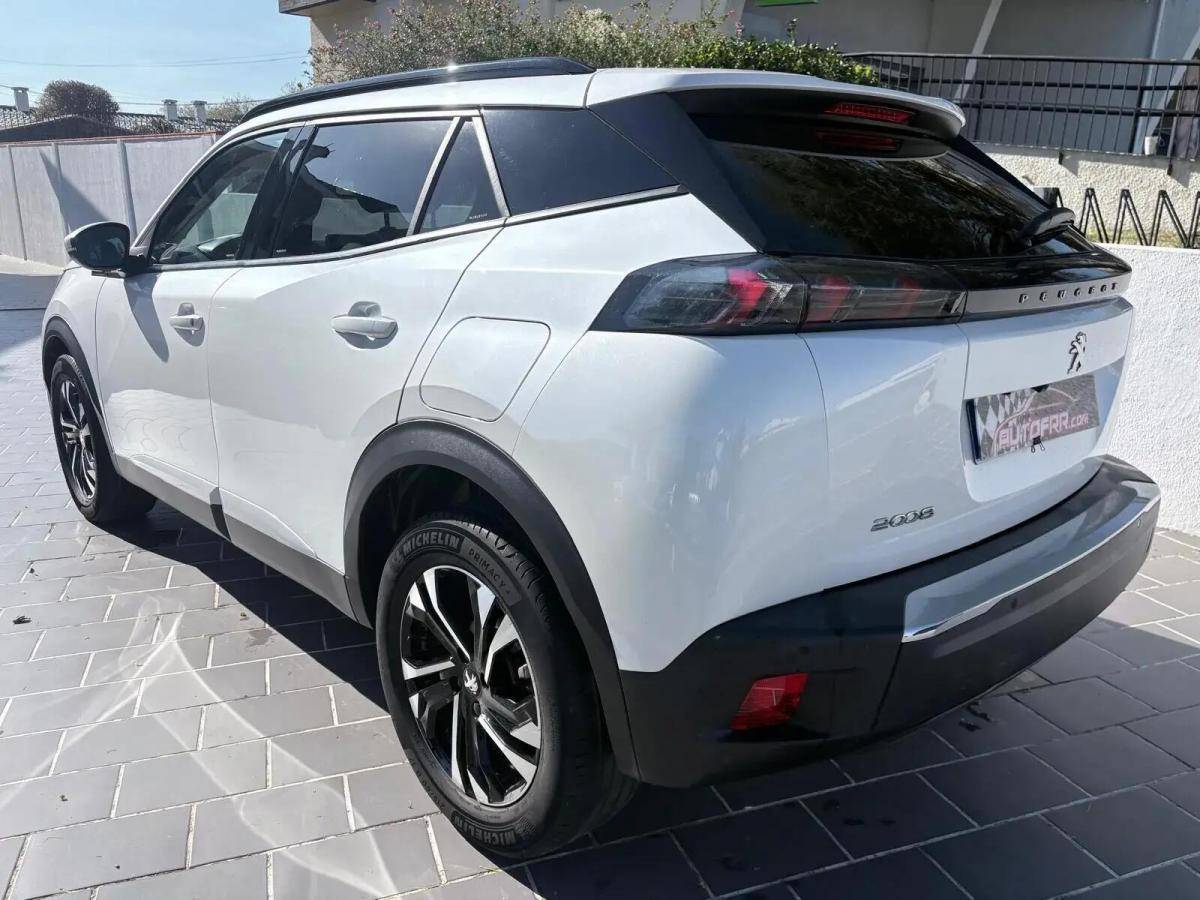 peugeot-2008-2021-gasolina-1199cc