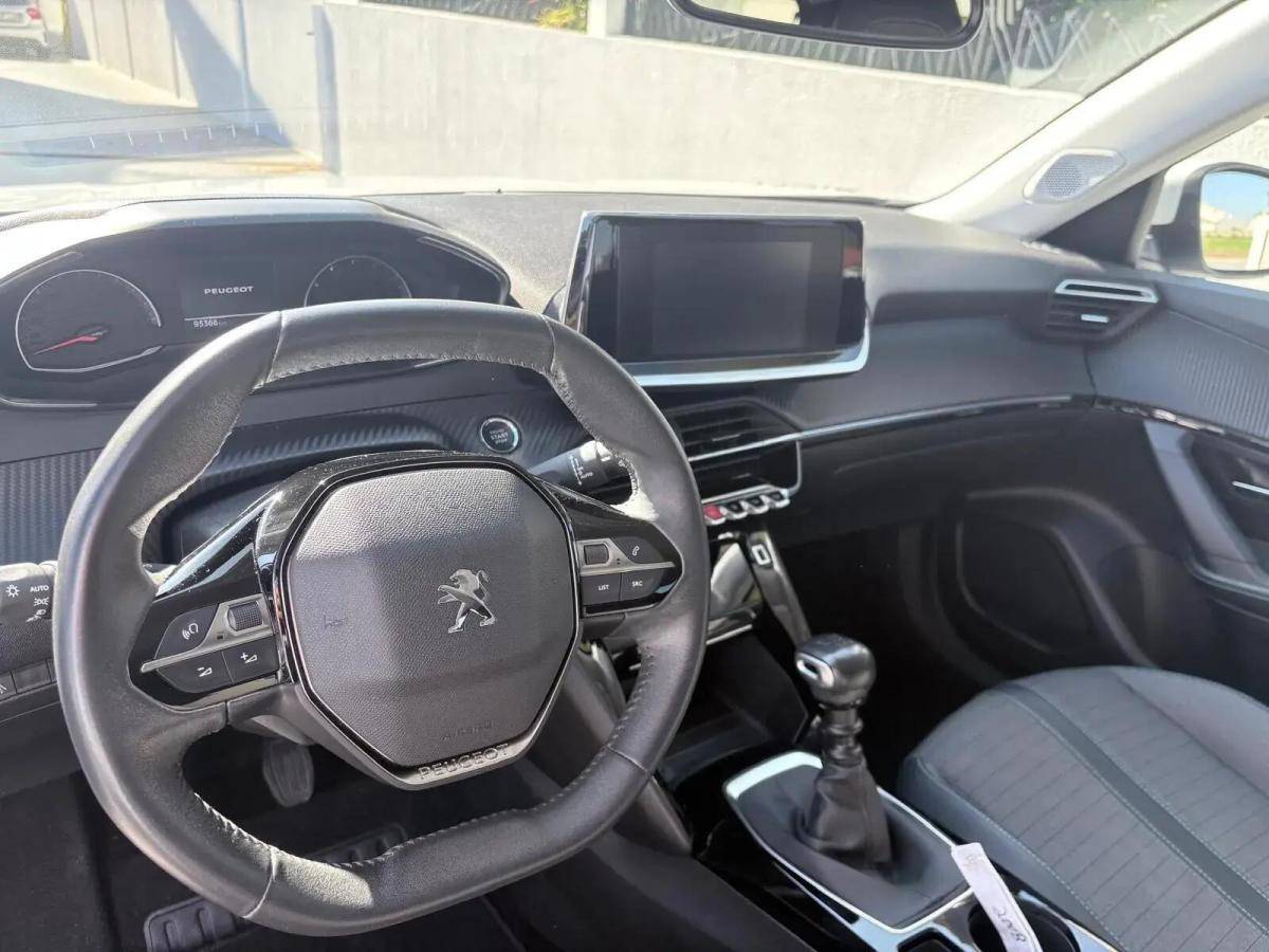 peugeot-2008-2021-gasolina-1199cc