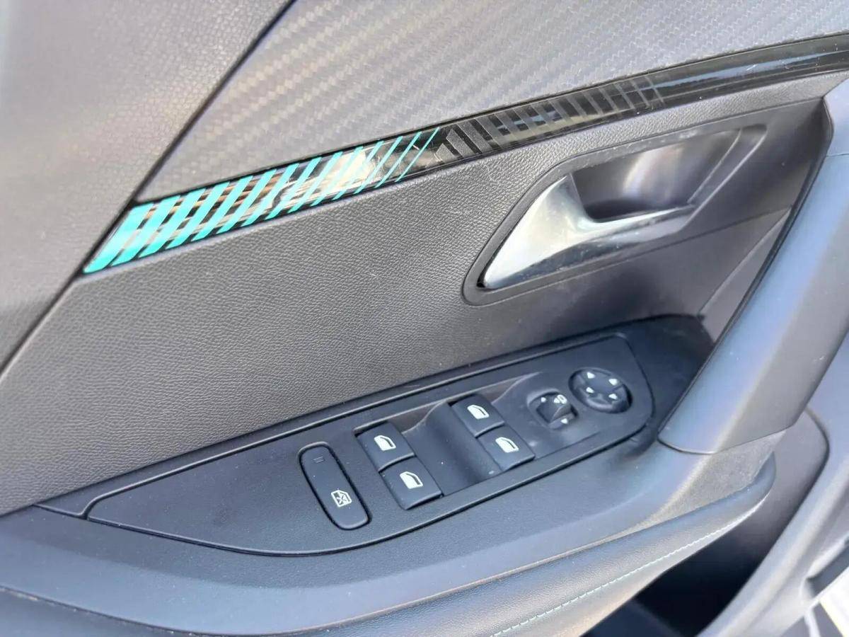 peugeot-2008-2021-gasolina-1199cc