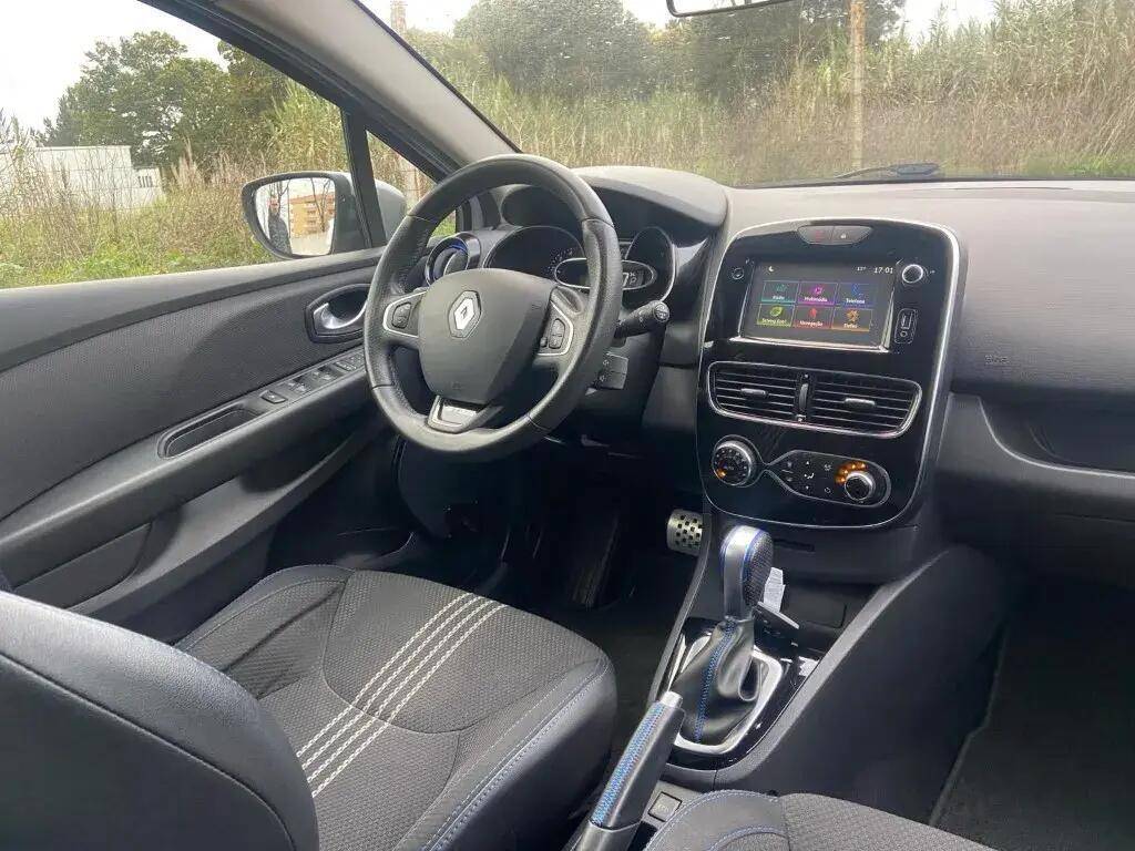 renault-clio-sport-tourer-2017-diesel-1461cc