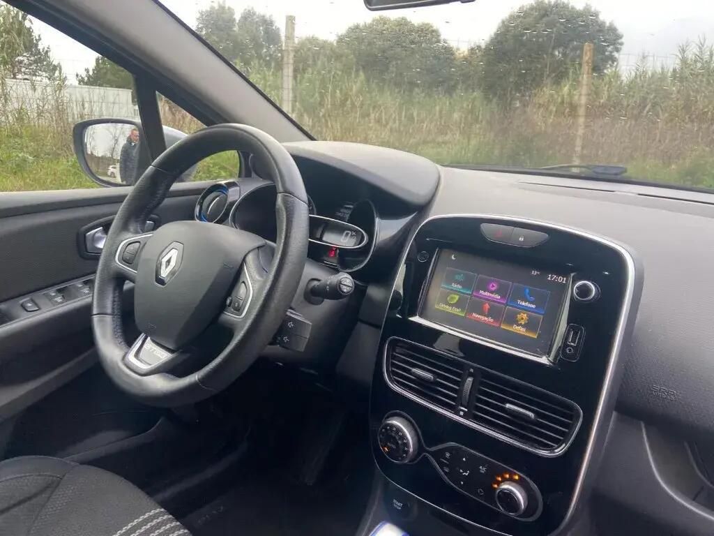 renault-clio-sport-tourer-2017-diesel-1461cc
