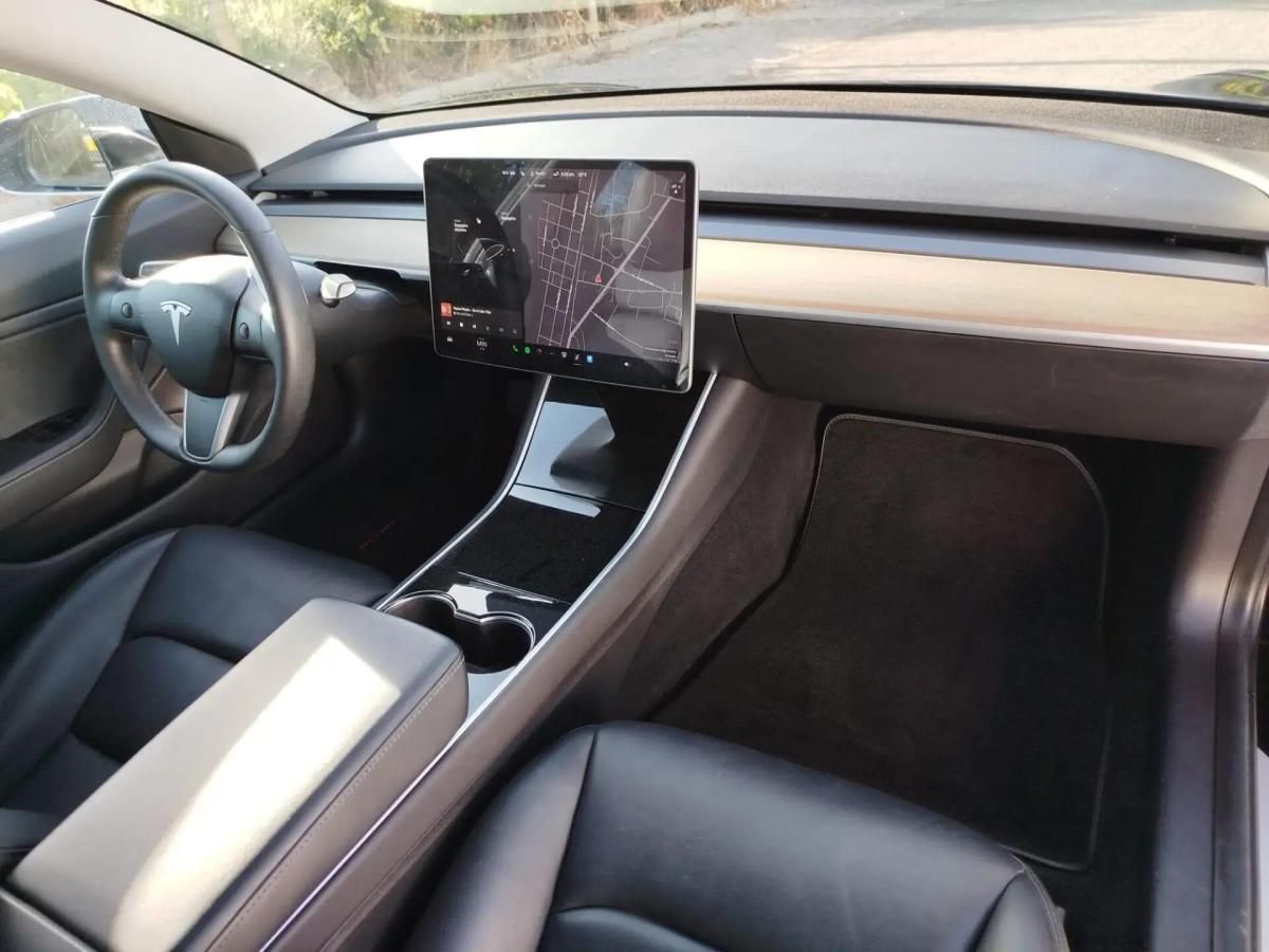 tesla-model-3-2019-eletrico-0cc