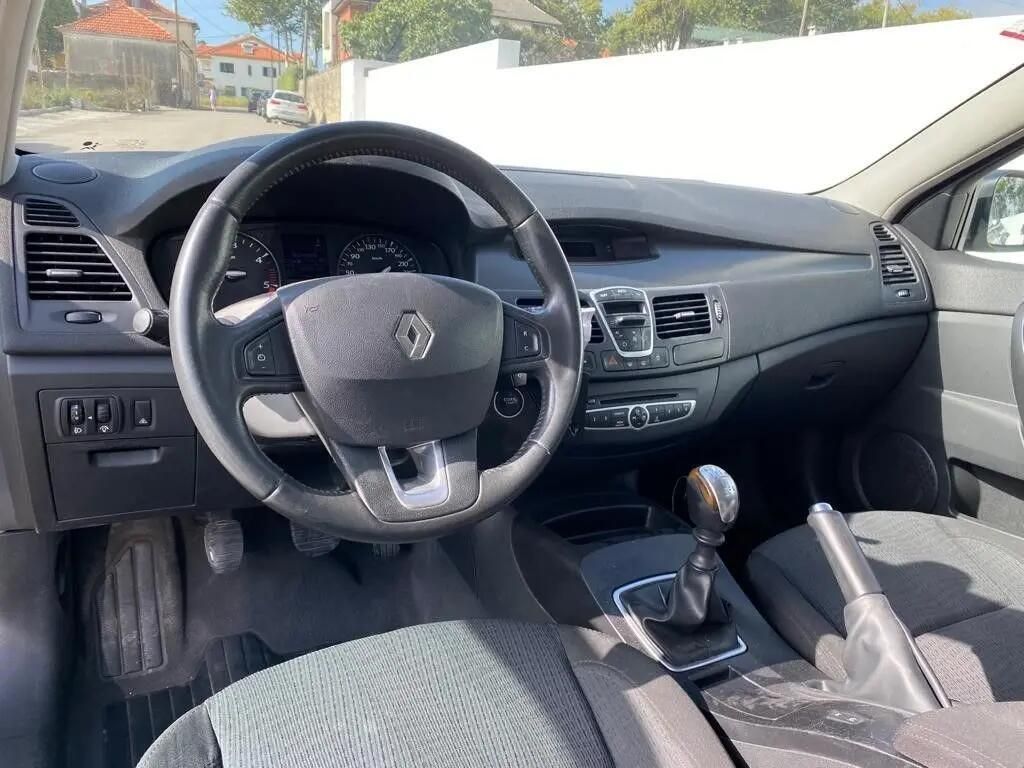 renault-laguna-break-2008-diesel-1461cc