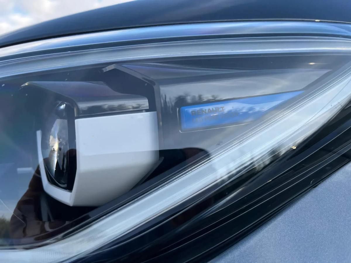 renault-zoe-2021-eletrico-0cc