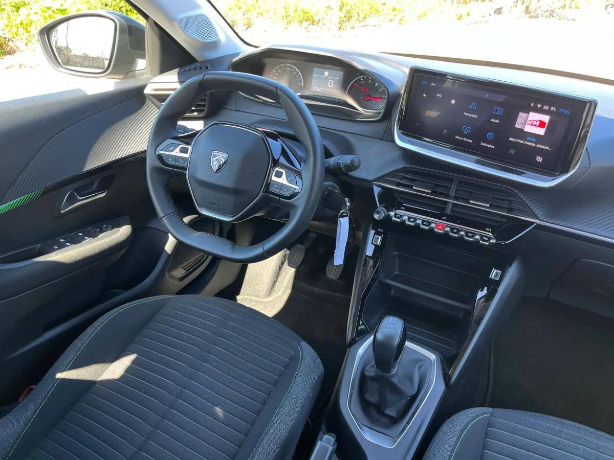 peugeot-208-2024-gasolina-1199cc