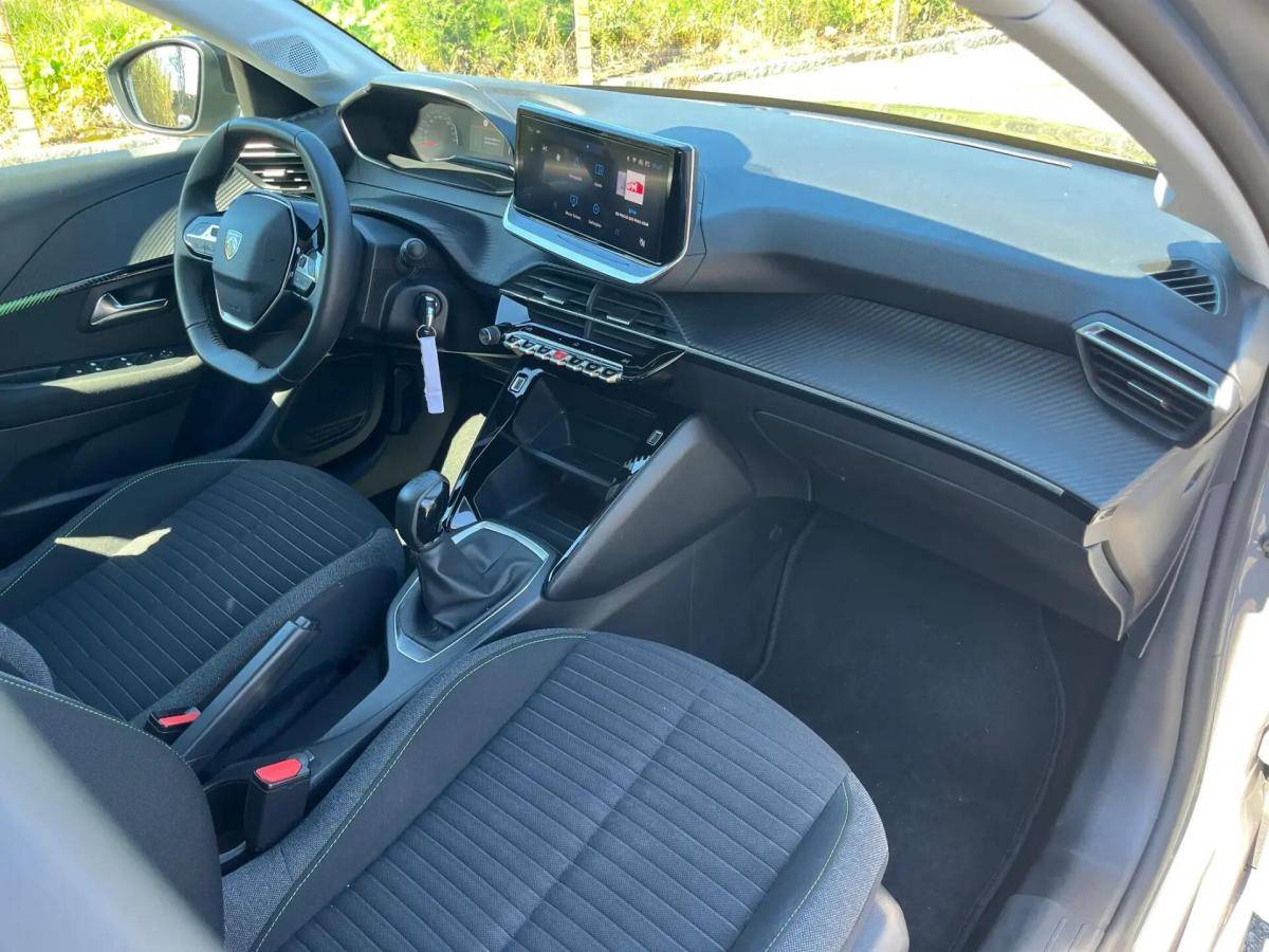 peugeot-208-2024-gasolina-1199cc
