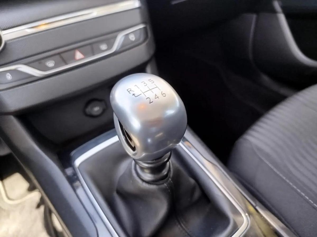 peugeot-308-2015-diesel-1560cc