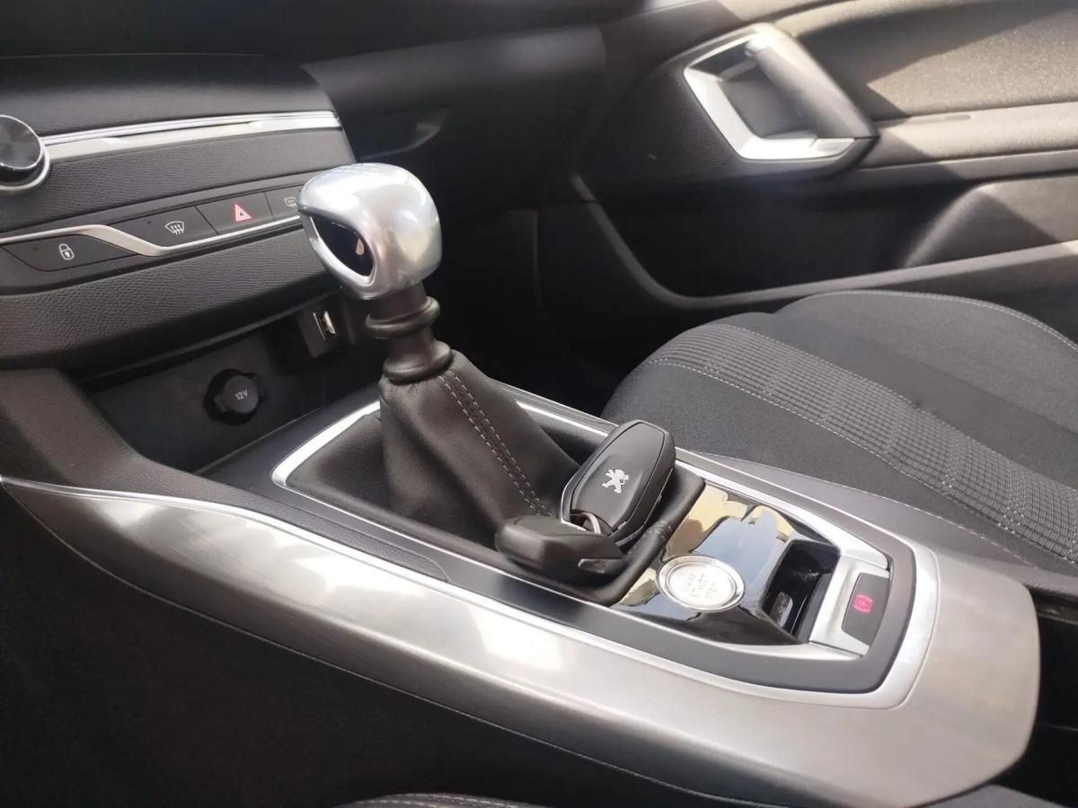 peugeot-308-2019-diesel-1560cc