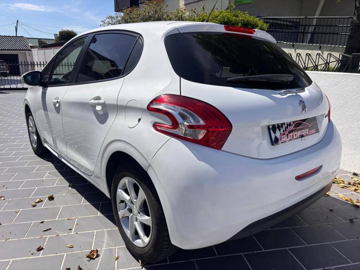 peugeot-208-2012-diesel-1398cc