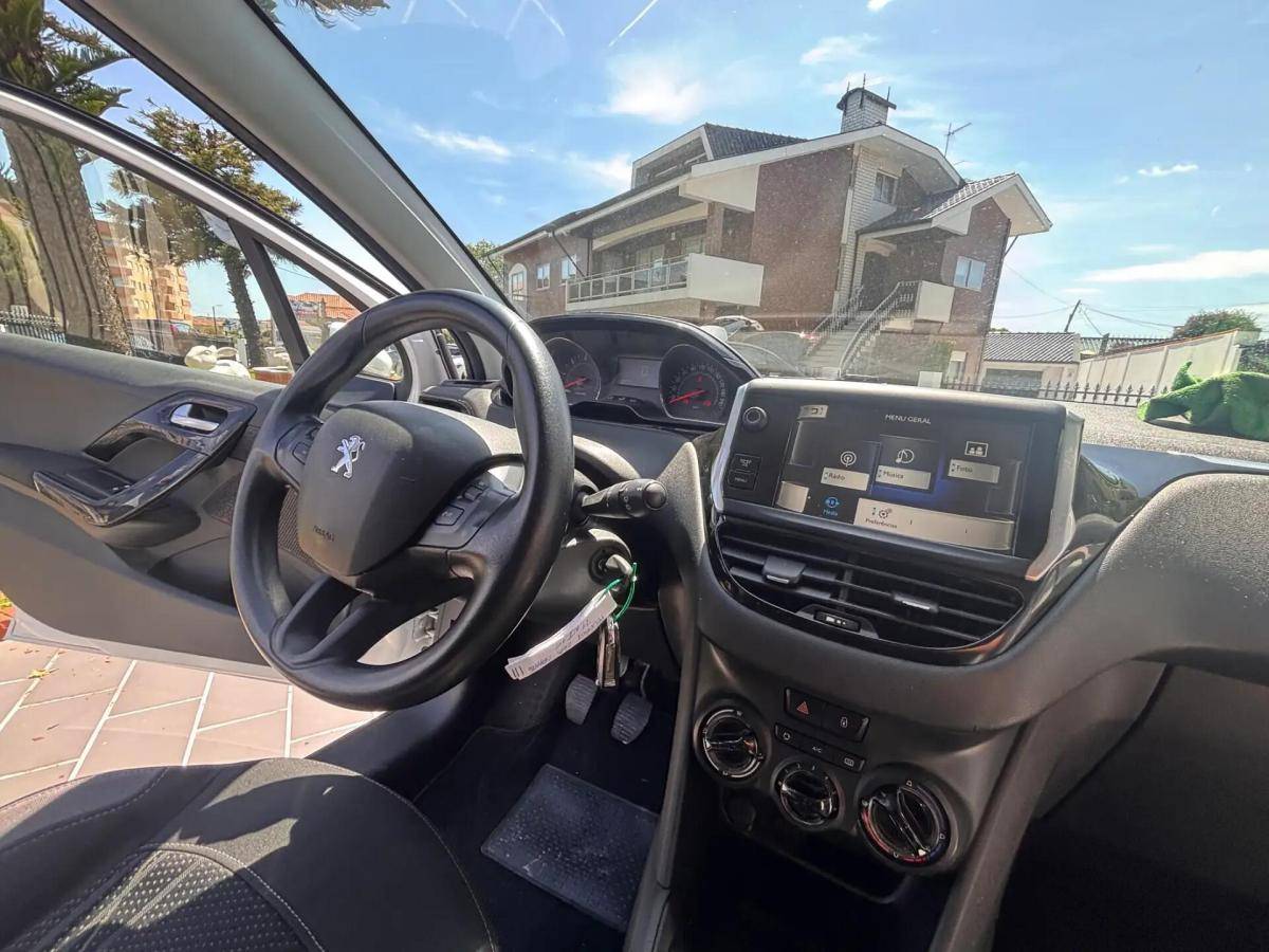 peugeot-208-2012-diesel-1398cc