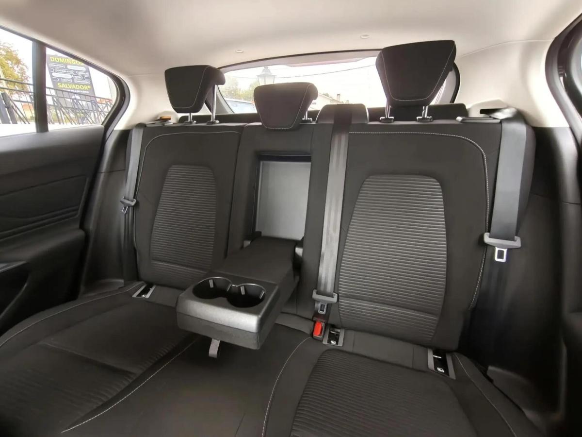 ford-focus-2023-diesel-1499cc