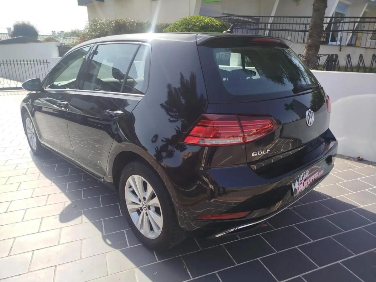volkswagen-golf-2019-diesel-1598cc