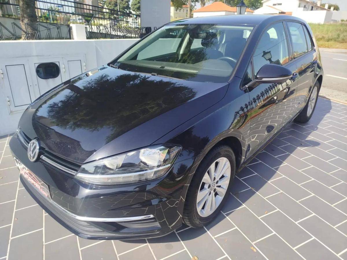 volkswagen-golf-2019-diesel-1598cc