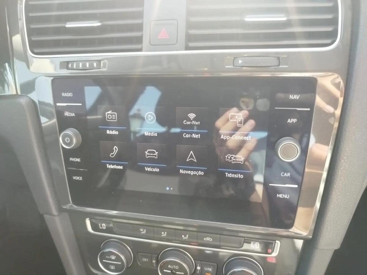 volkswagen-golf-2019-diesel-1598cc