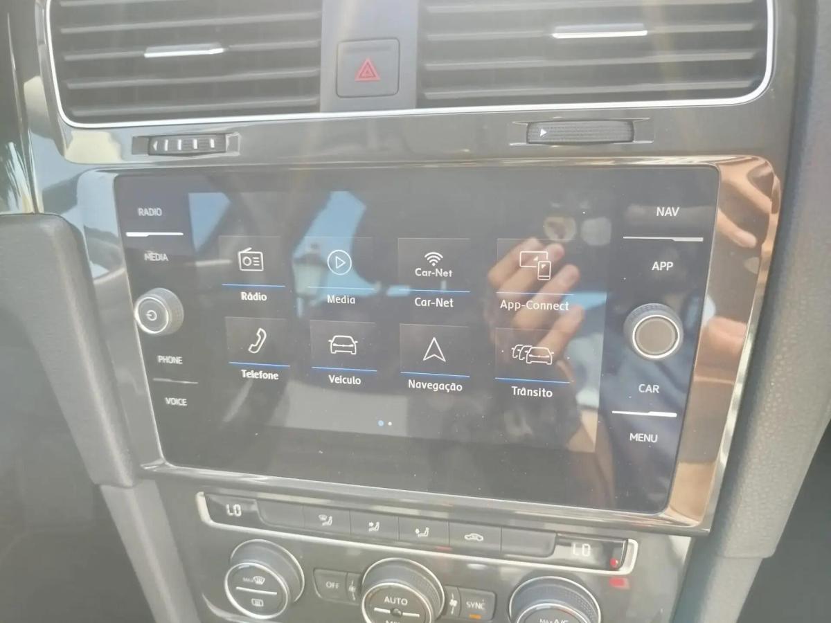 volkswagen-golf-2019-diesel-1598cc