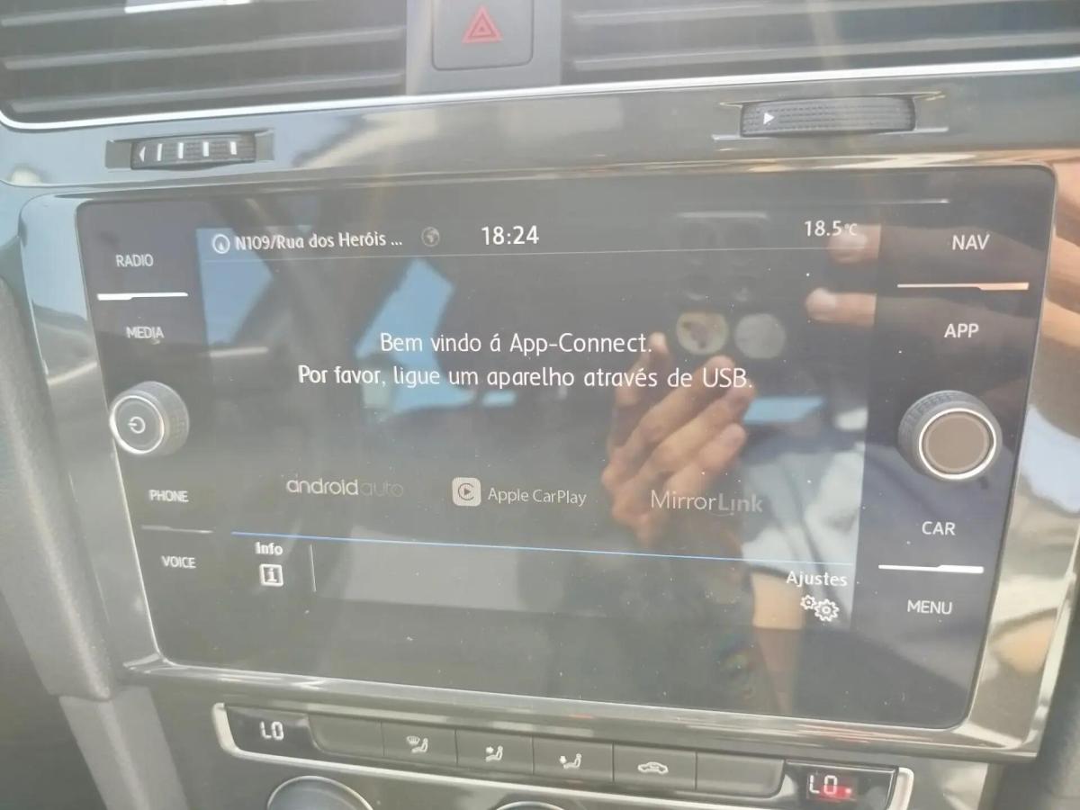 volkswagen-golf-2019-diesel-1598cc