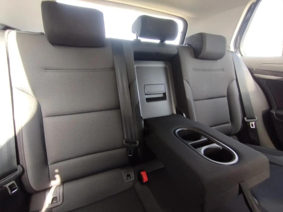 volkswagen-golf-2019-diesel-1598cc