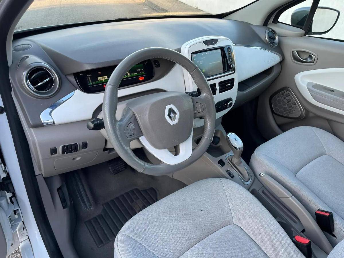 renault-zoe-2018-eletrico-0cc