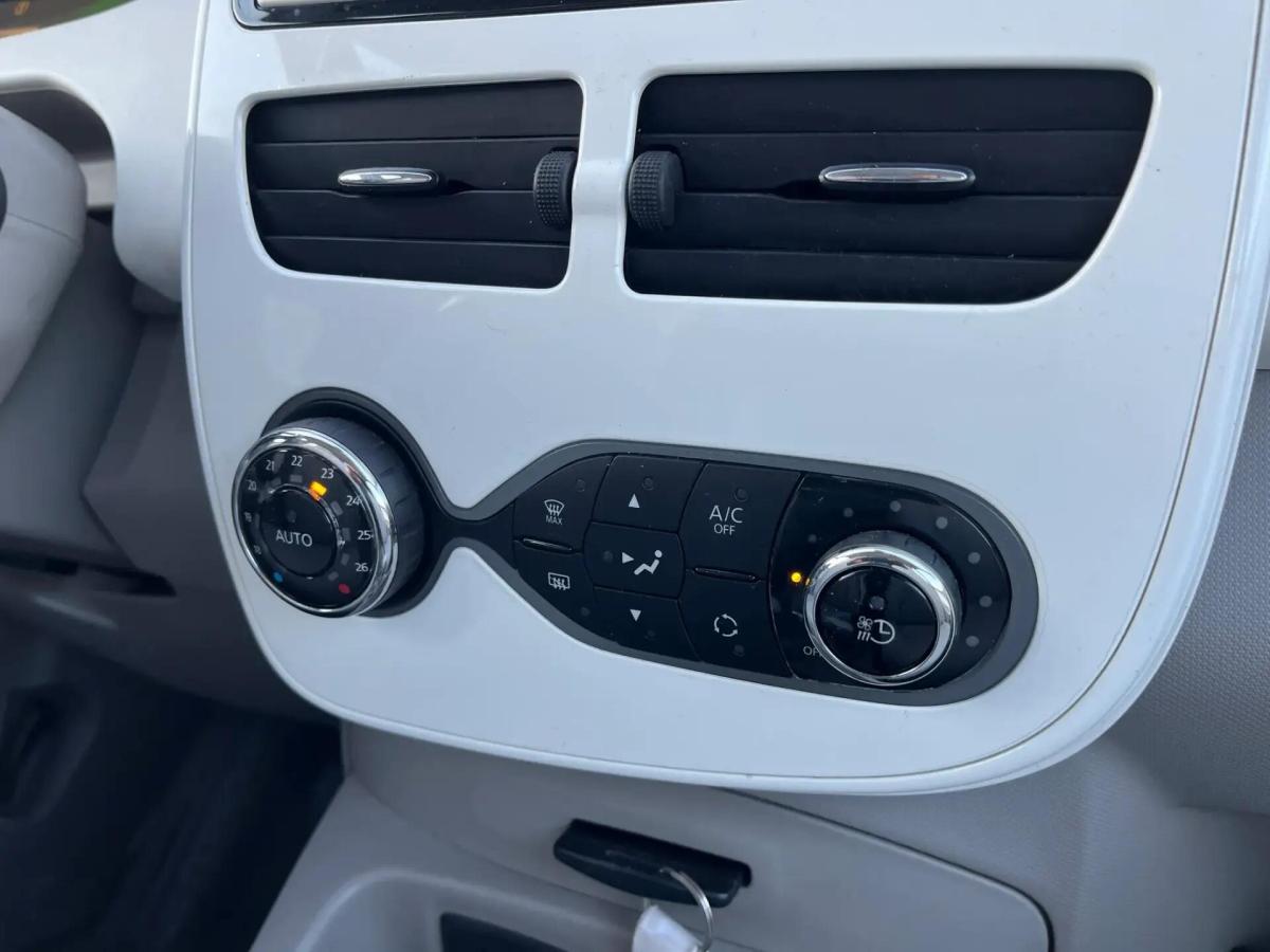 renault-zoe-2018-eletrico-0cc