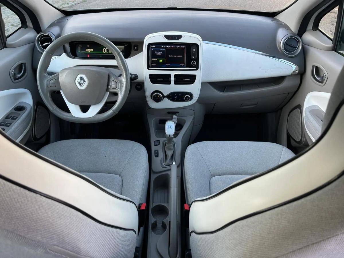 renault-zoe-2018-eletrico-0cc