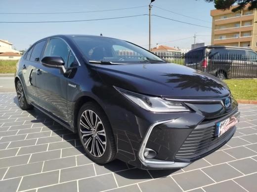 toyota-corolla-2021-hibrido-a-gasolina-1798cc