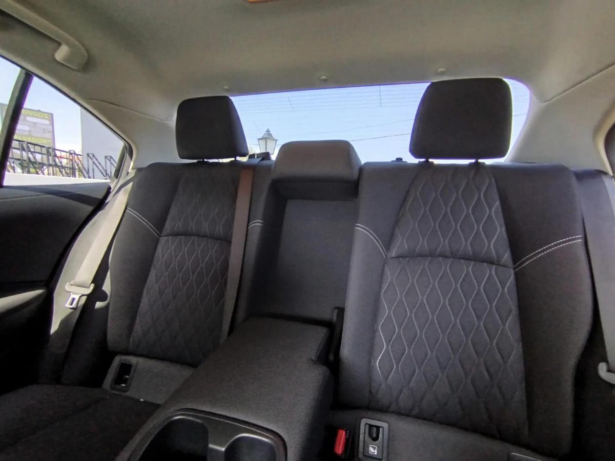 toyota-corolla-2021-hibrido-a-gasolina-1798cc