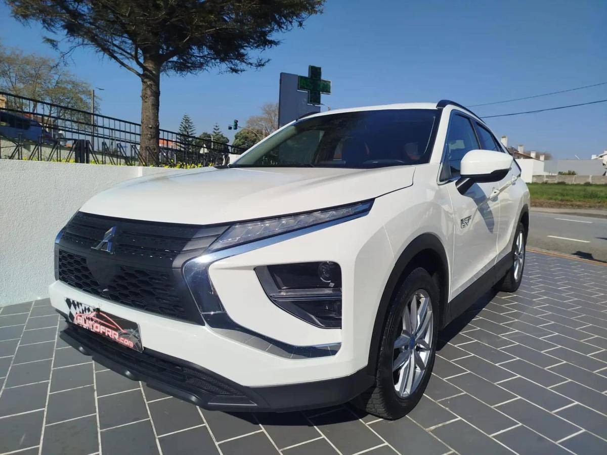 mitsubishi-eclipse-cross-2022-hibrido-a-gasolina-2360cc