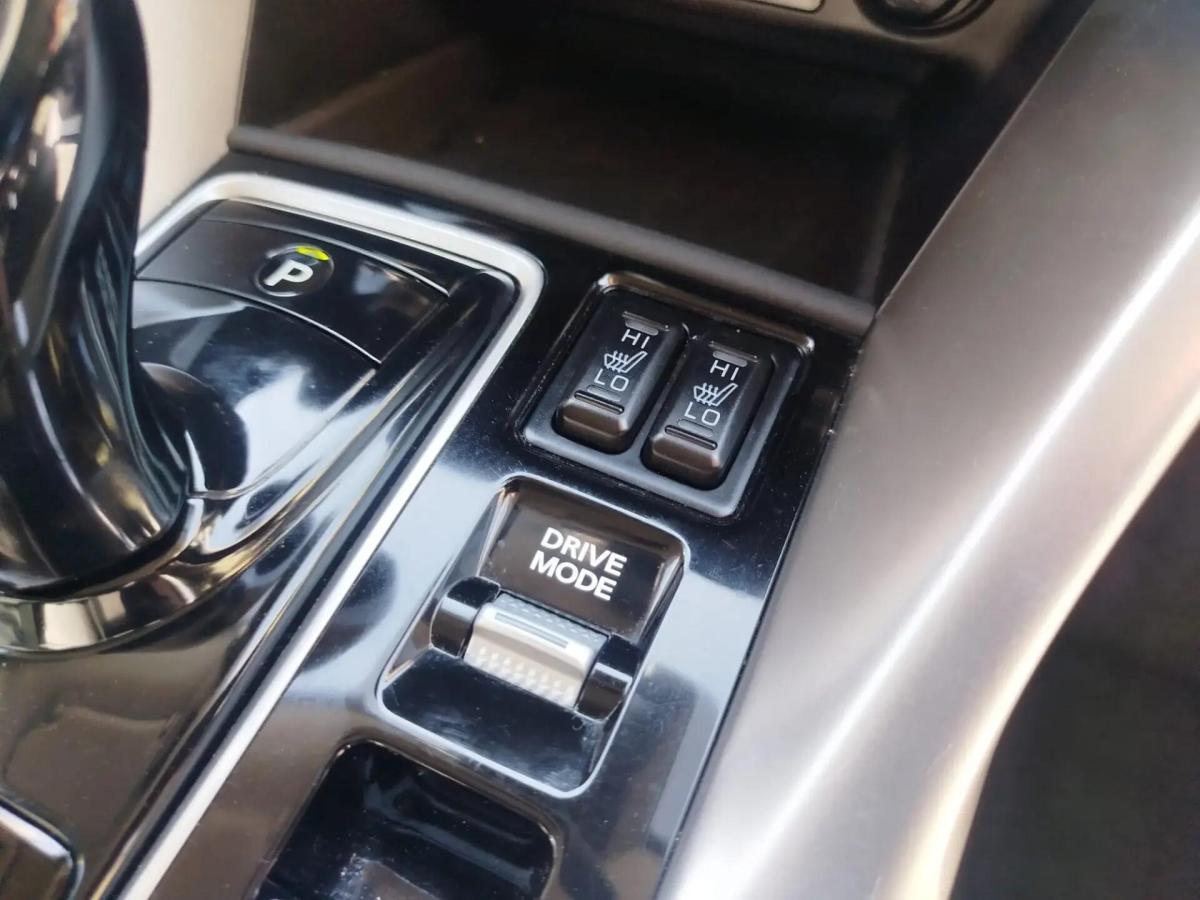 mitsubishi-eclipse-cross-2022-hibrido-a-gasolina-2360cc