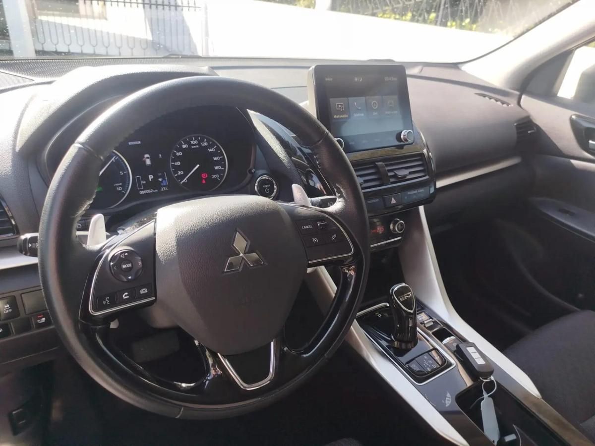 mitsubishi-eclipse-cross-2022-hibrido-a-gasolina-2360cc