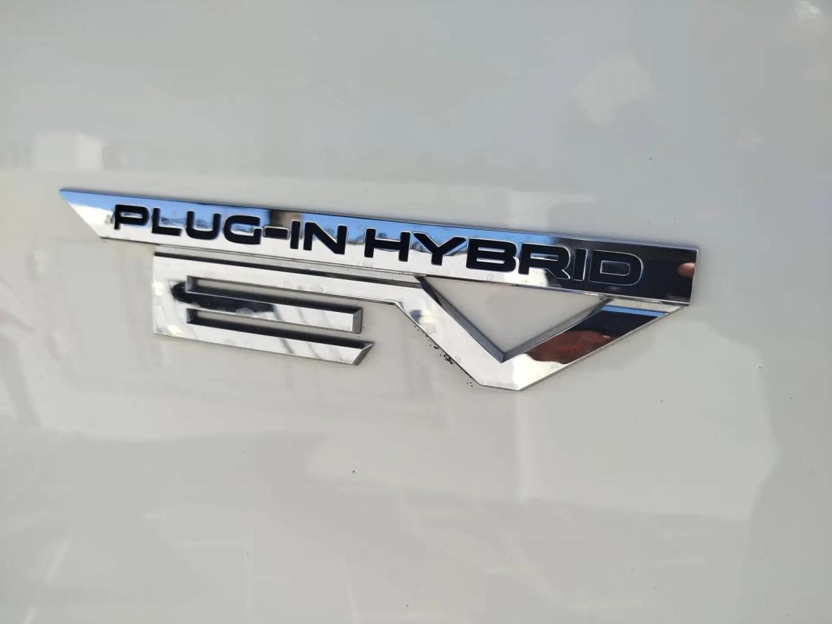 mitsubishi-eclipse-cross-2022-hibrido-a-gasolina-2360cc