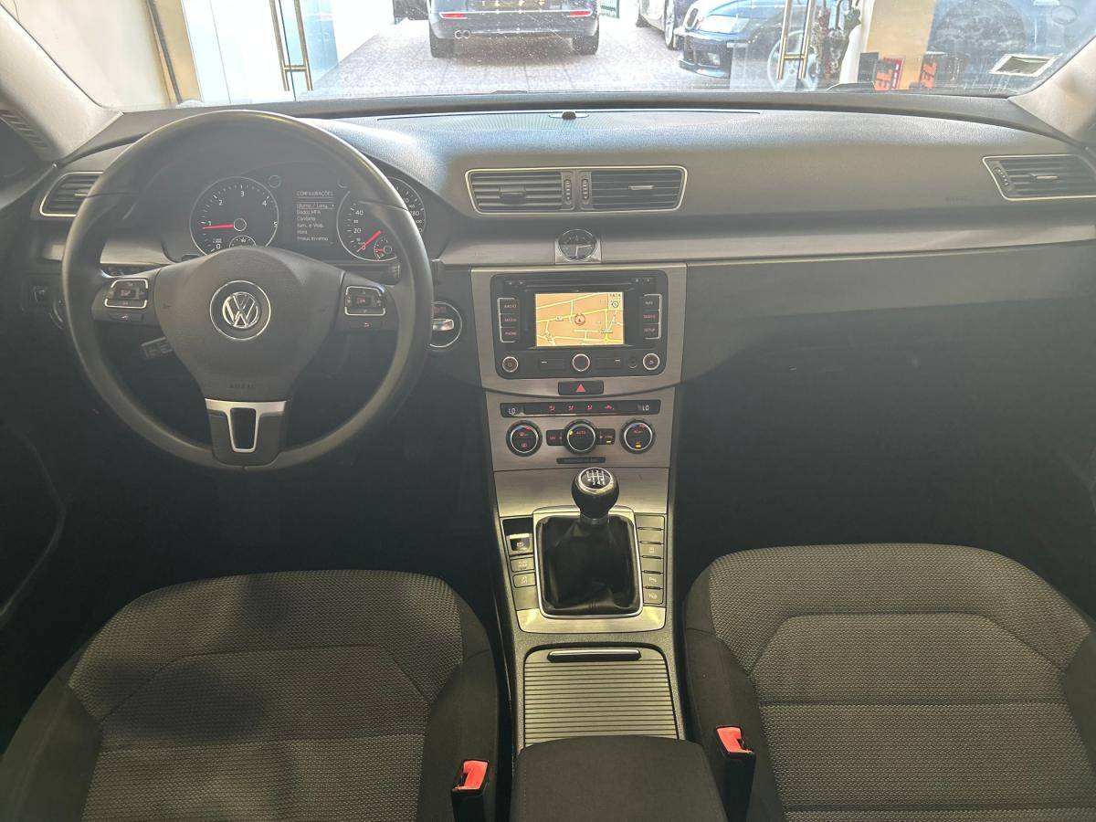 volkswagen-passat-2012-diesel-1968cc