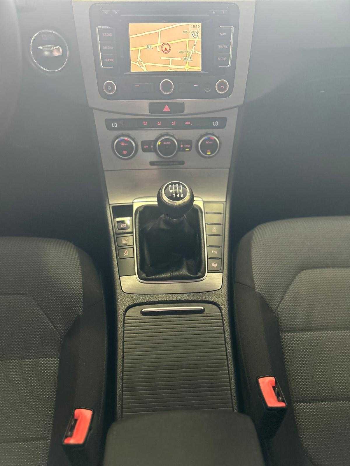 volkswagen-passat-2012-diesel-1968cc