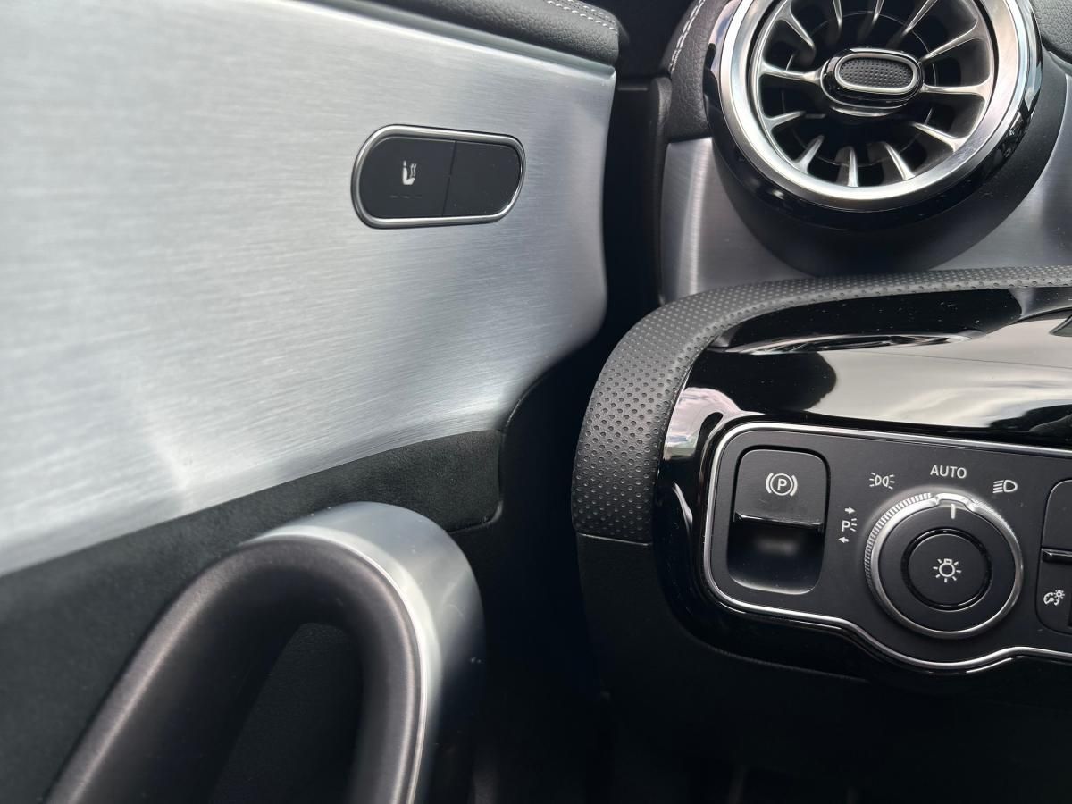 mercedes-benz-cla-2021-hibrido-a-gasolina-1332cc