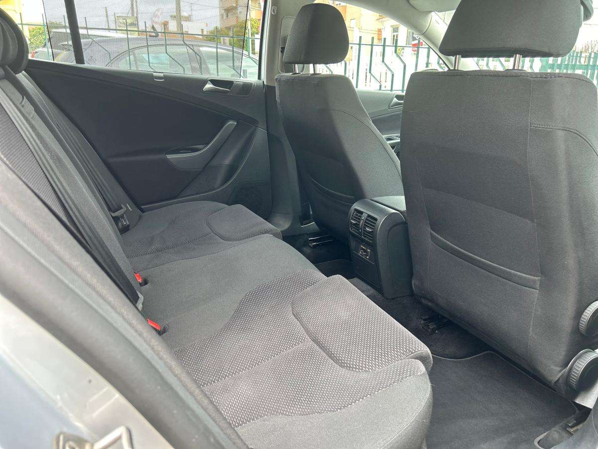 volkswagen-passat-2009-diesel-1968cc