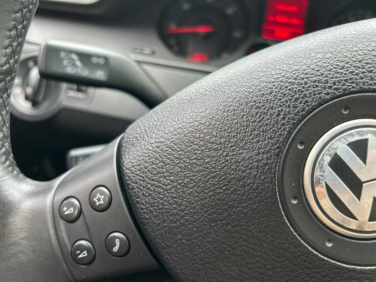 volkswagen-passat-variant-2008-diesel-1896cc