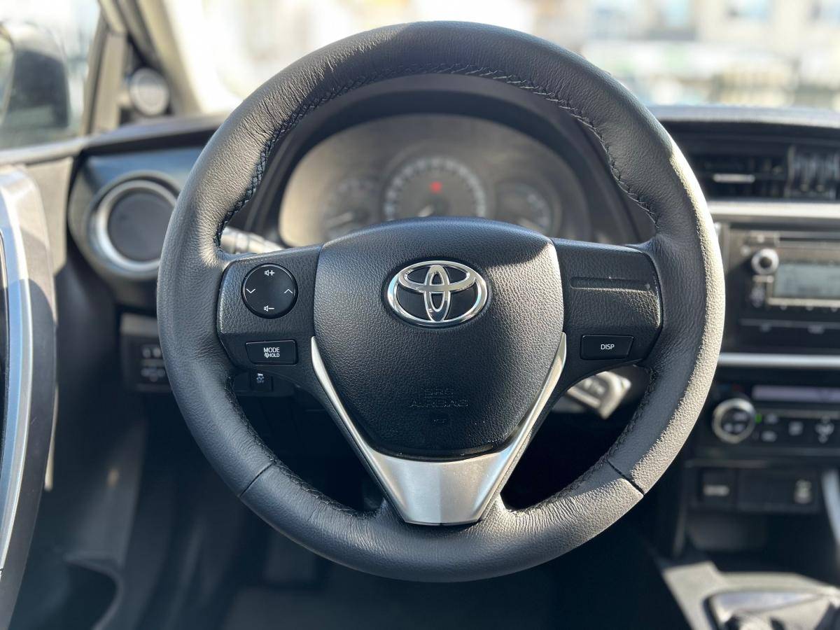 toyota-auris-touring-sports-2014-diesel-1364cc
