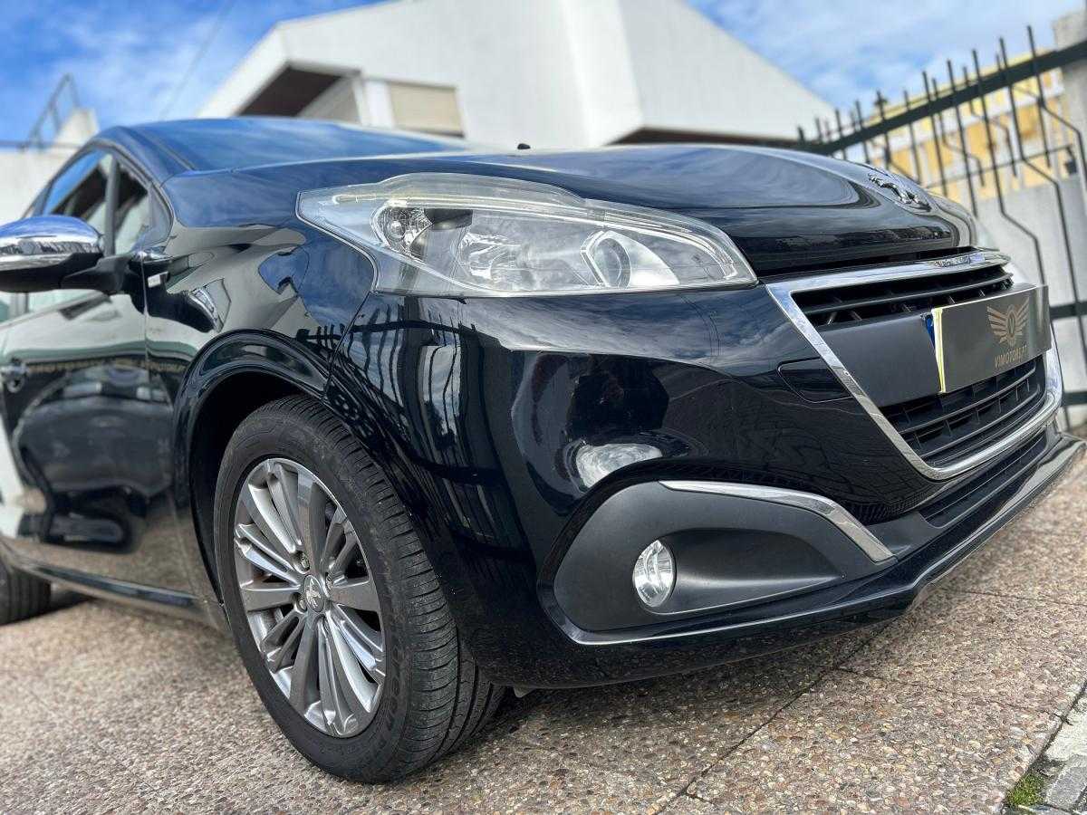 peugeot-208-2016-diesel-1560cc