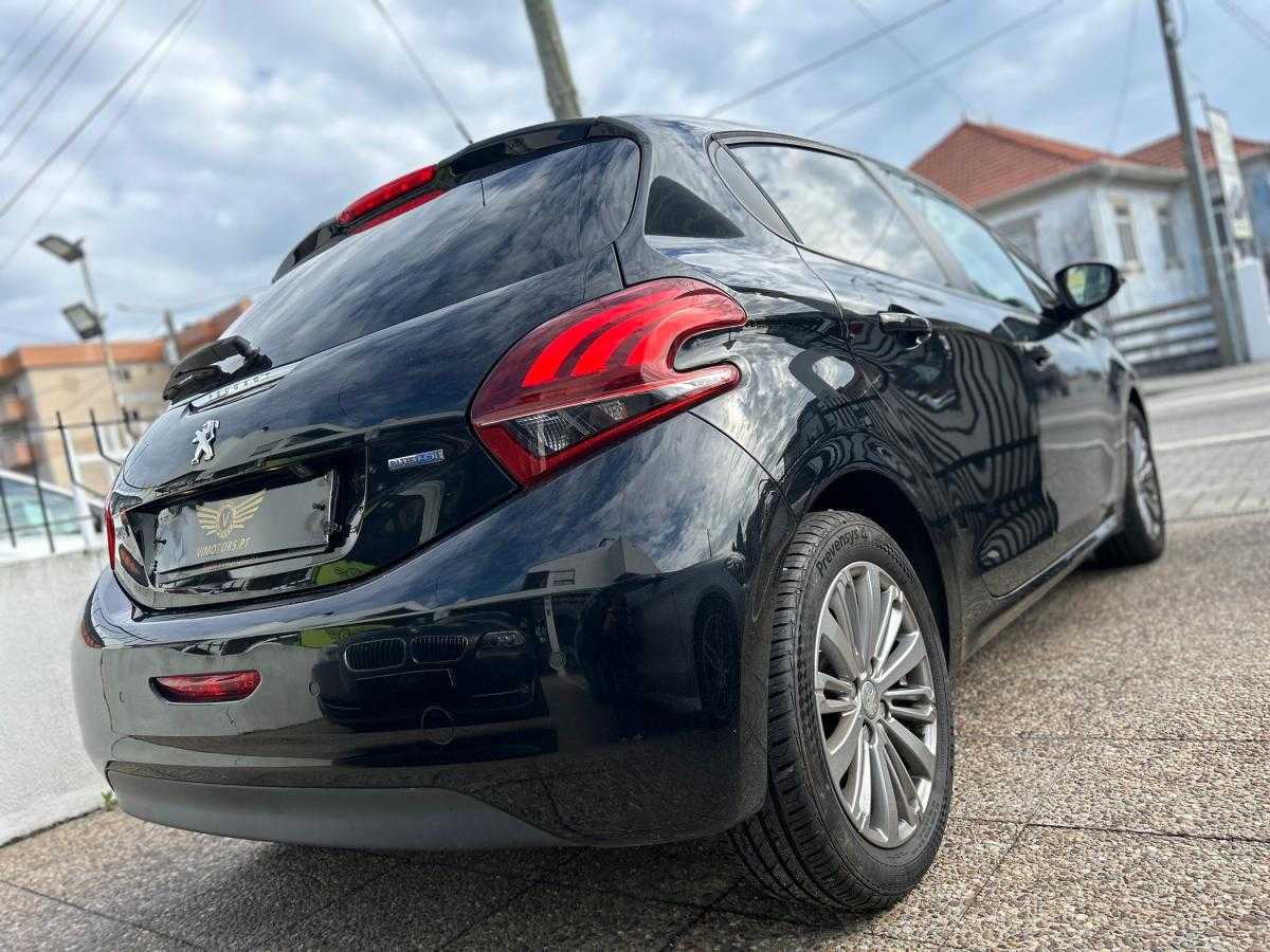 peugeot-208-2016-diesel-1560cc
