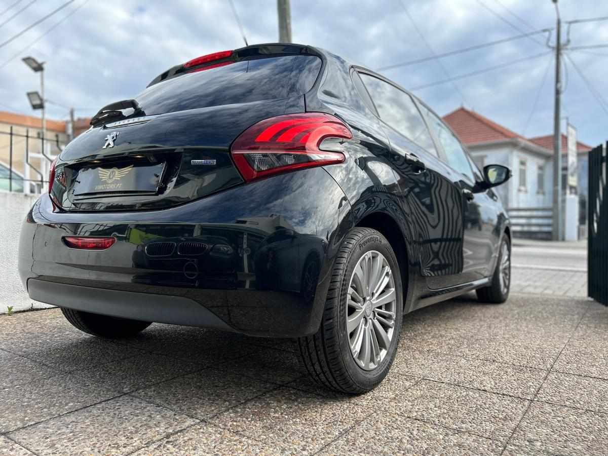 peugeot-208-2016-diesel-1560cc