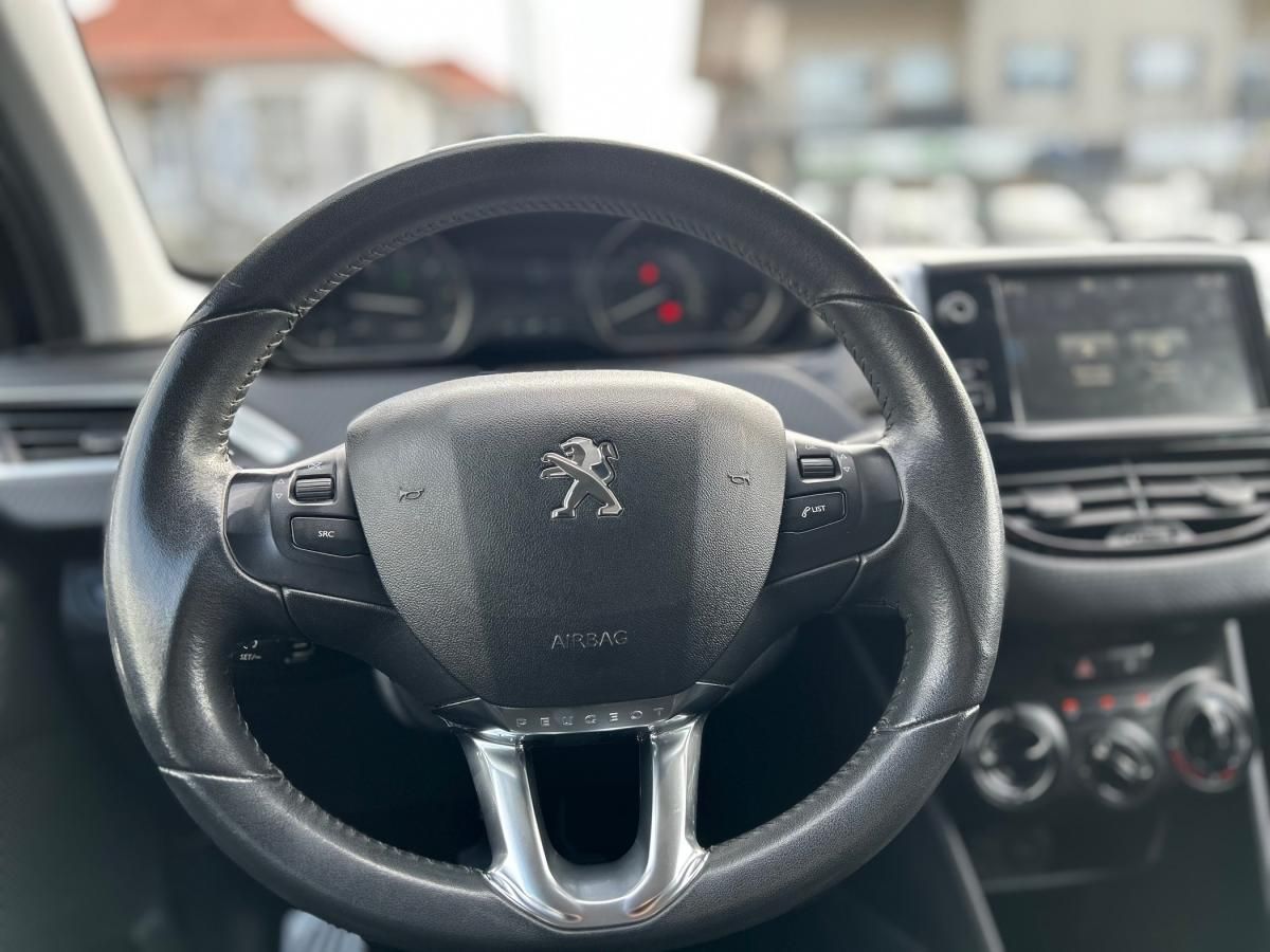 peugeot-208-2016-diesel-1560cc