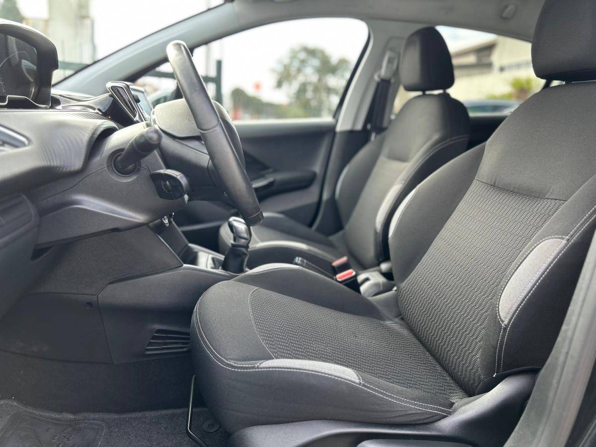 peugeot-208-2016-diesel-1560cc