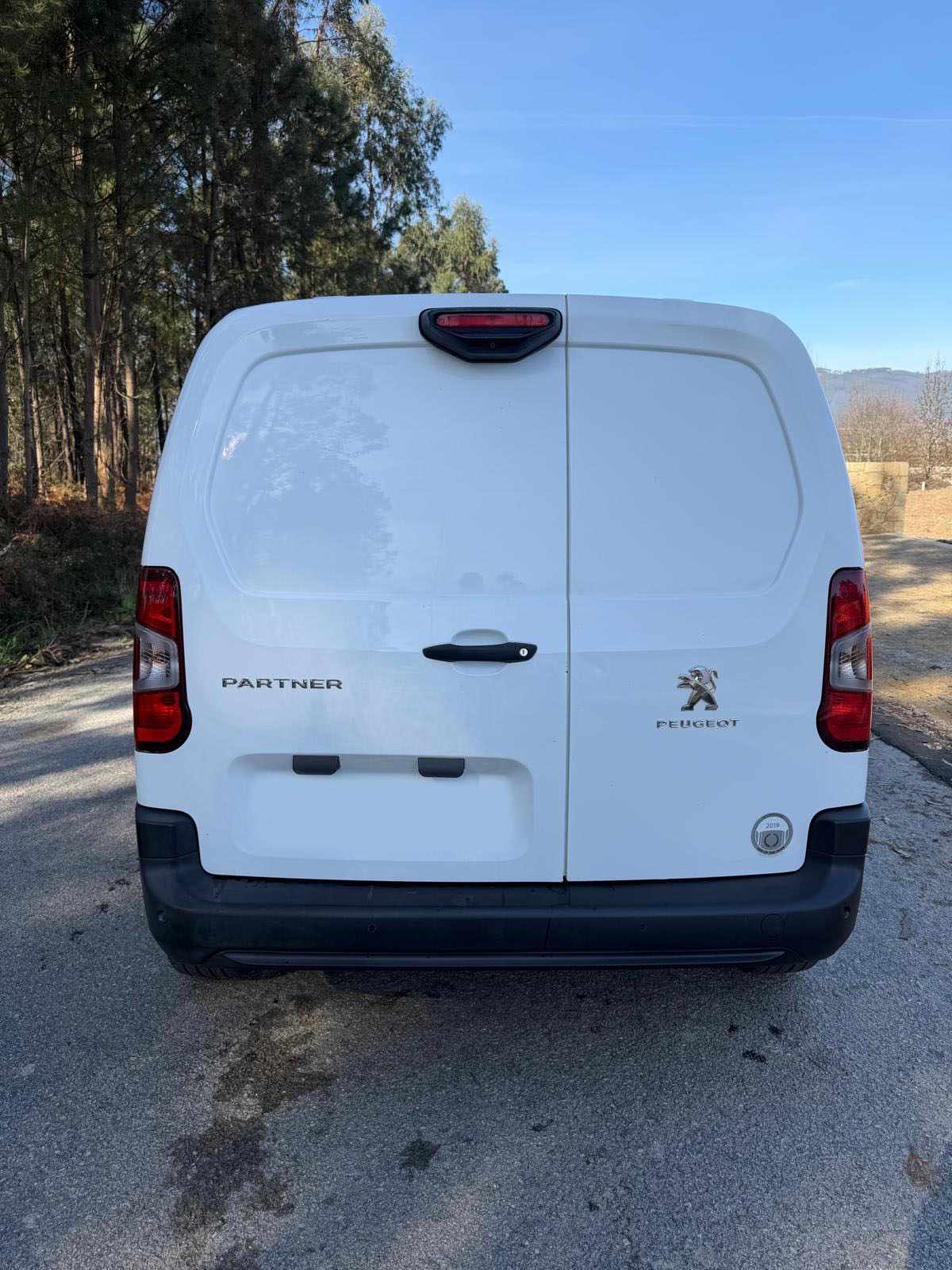 peugeot-partner-1-6-99cv-2019-diesel-1560cc
