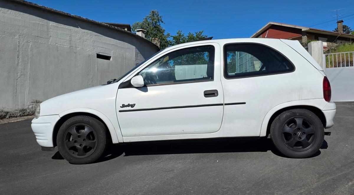 opel-corsa-1-2i-1995-gasolina-1195cc